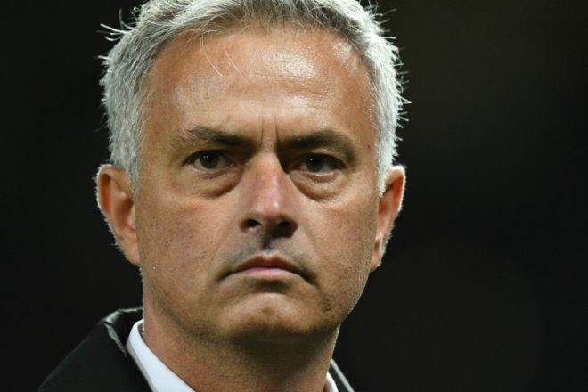 穆里尼奥什么时候曼联下课的,穆里尼奥在曼联下课是什么时候