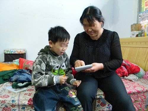 7岁孩子早熟我们咋引导,7岁孩子早熟家长如何正确引导