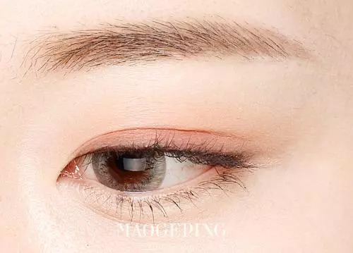 日常简单又好看的妆容应该怎么画,超简单的妆步骤