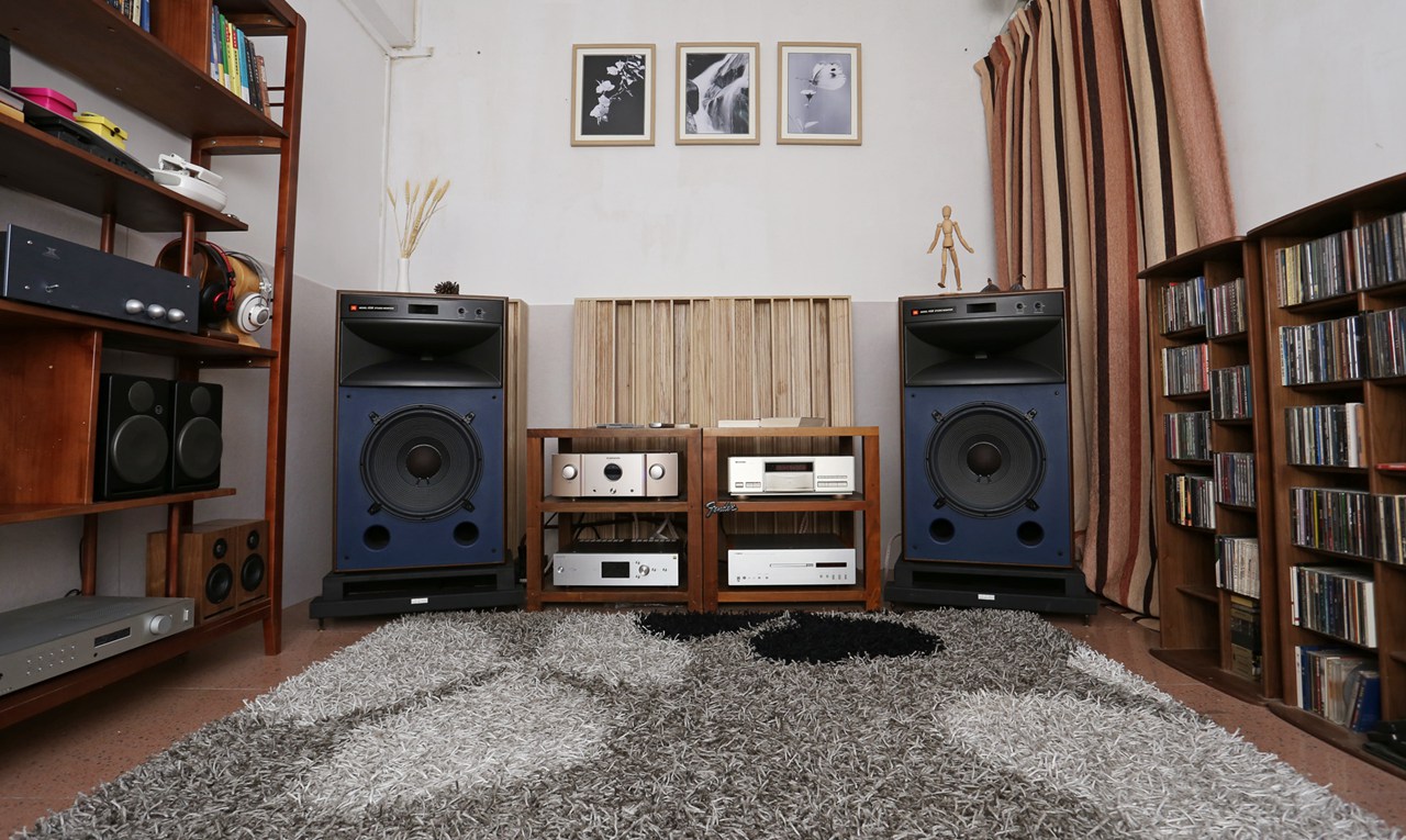 jbl最新监听音箱4338,十万左右汽车音响升级最佳方案