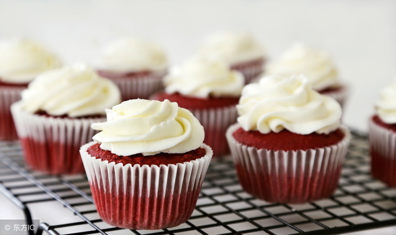 私房烘焙向实体店转型,私房烘焙刚起步什么产品好卖