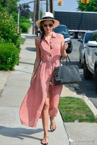 想要时髦过秋天这几件单品不能少,学穿搭初秋必备的三件单品怎么搭