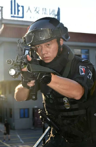 比颜值更闪耀的是他们的……“型男”背后的故事，你不能不看！