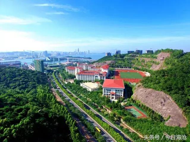海沧中学厉害吗,厦门海沧高级中学有哪些