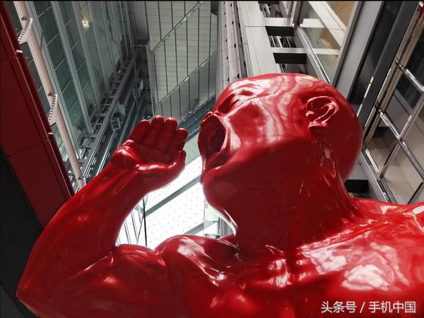 opporeno和r17哪个好,oppor17现在还值得买吗