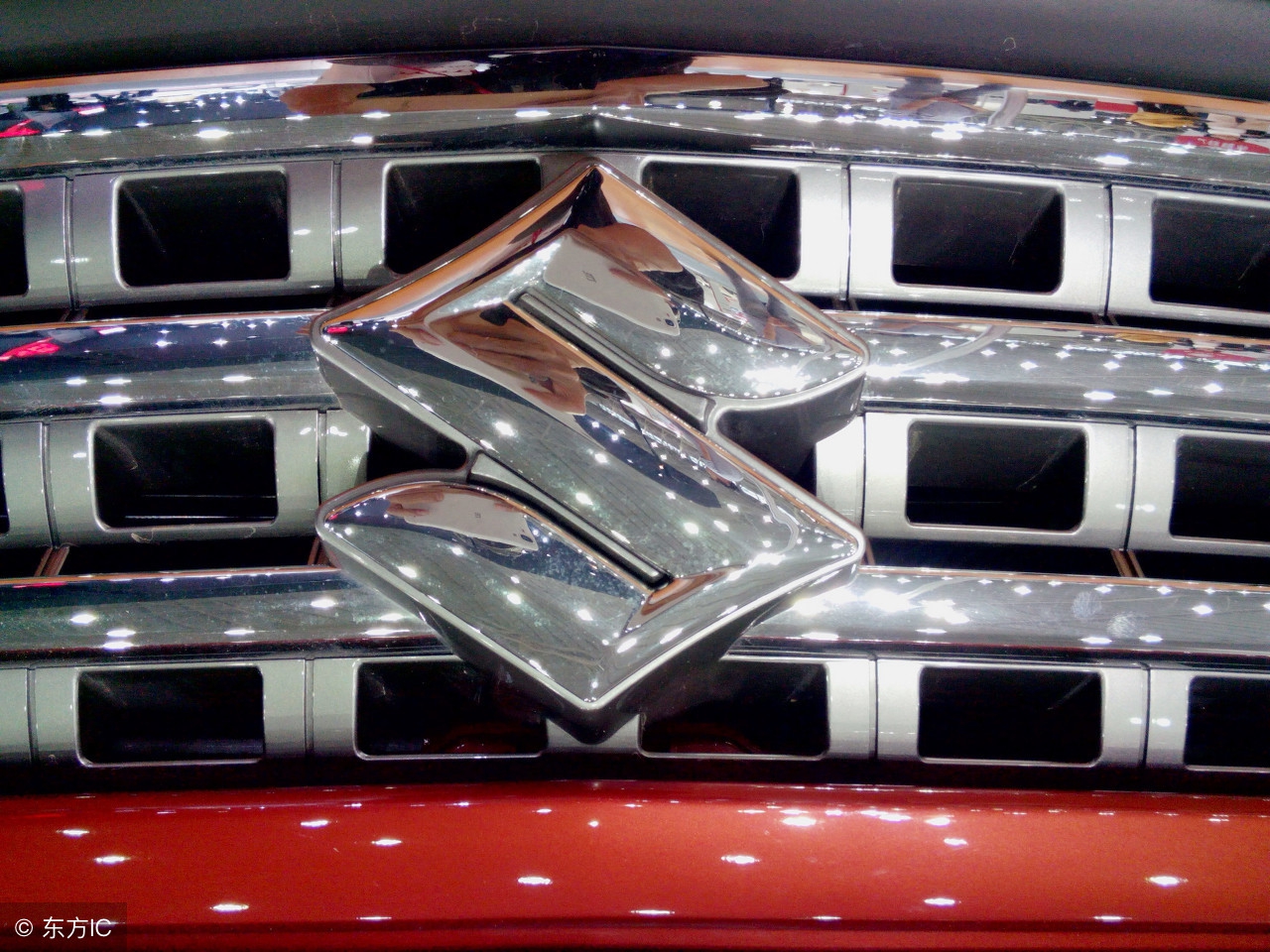 13年迈腾1.8t豪华版现在值得买吗,17年迈腾1.8t豪华版二手车多少钱