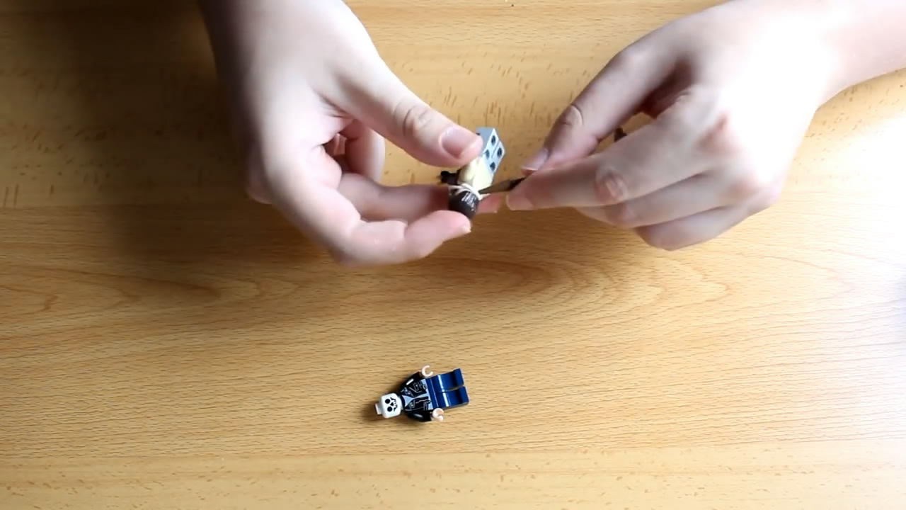 乐高汽车moc模型拼装视频,汽车乐高积木拼装8-12岁