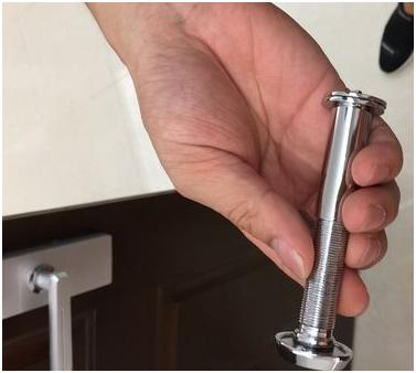 防盗猫眼是怎么做的,防盗门可视猫眼如何安装