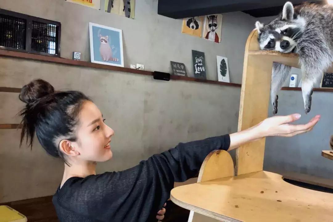 zach牛仔裤,zara流苏牛仔裤