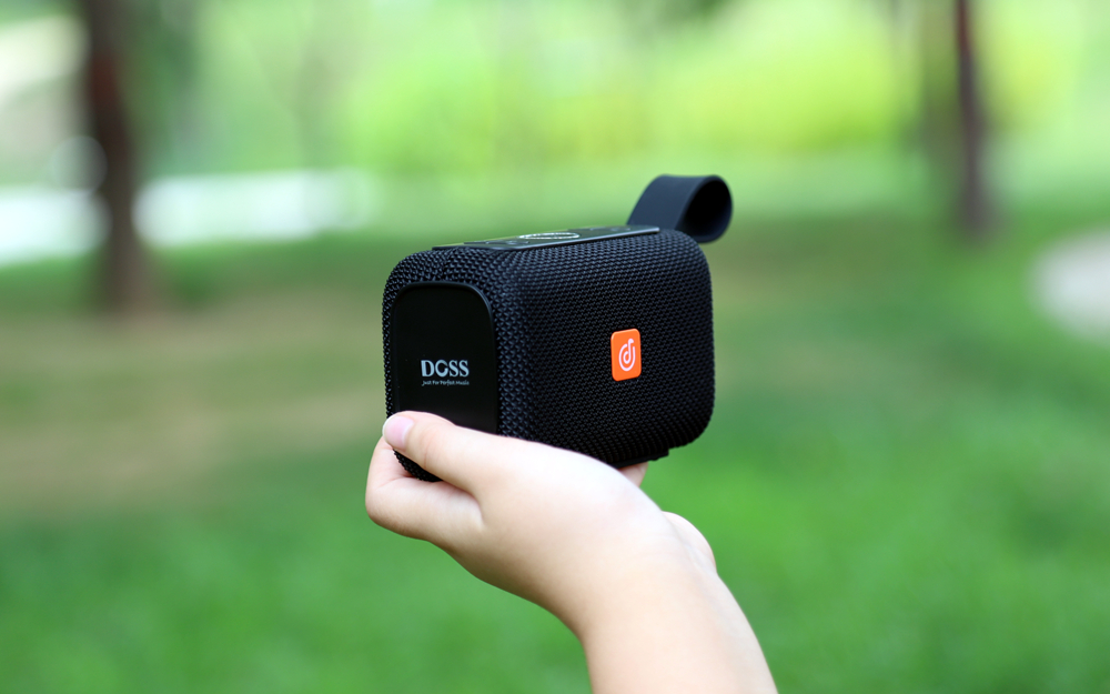 「掌中至AI音你而动」DOSS超级蓝牙音箱体验