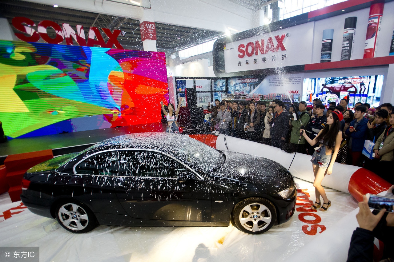 汽车车身打蜡有什么作用,车身打蜡和抛光打蜡的区别