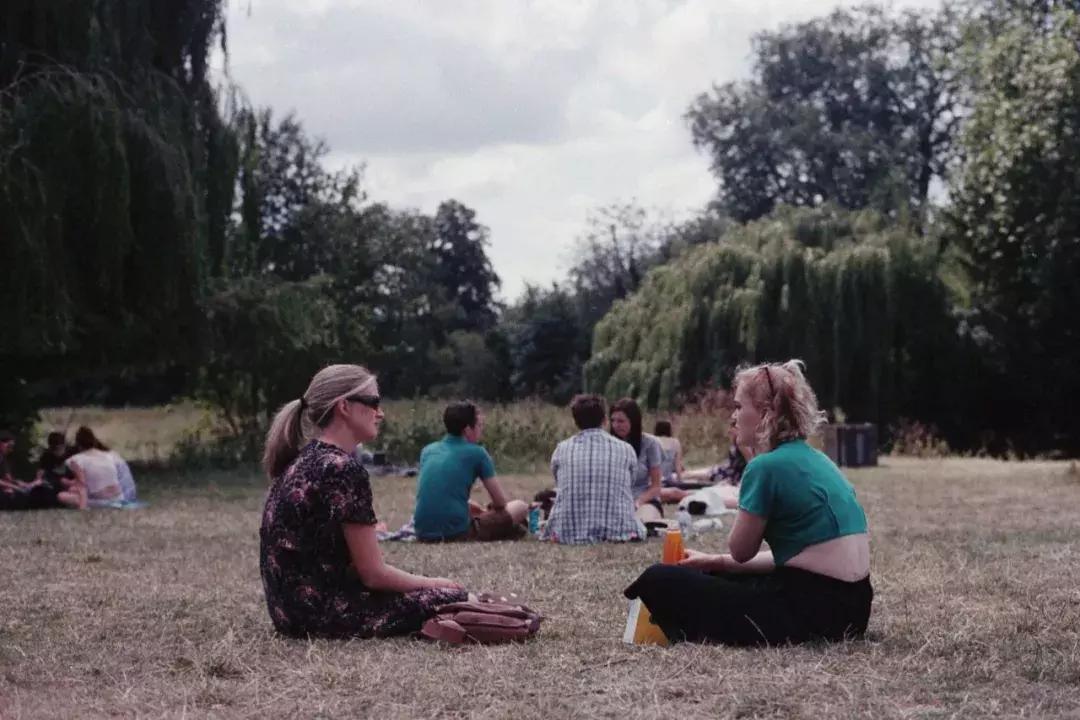 想了解一个学校应该问哪些问题,问哪些问题可以了解一个人的三观