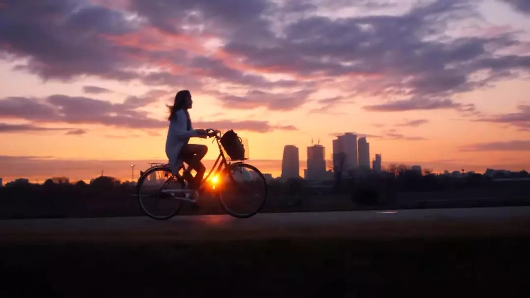 正在老去的95后,步入中年危机的90后