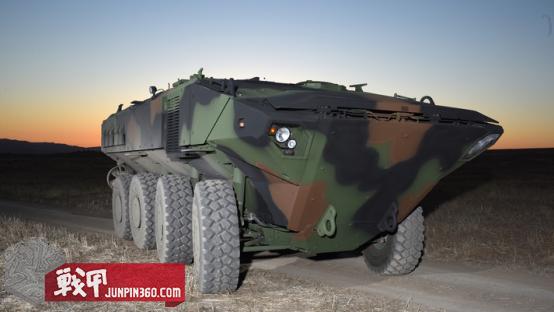 步枪手和机枪手,美国海军陆战队装备m27吗