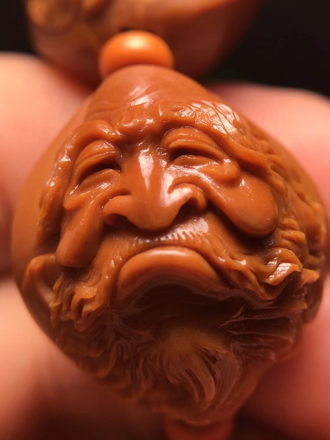 颐缘轩精品橄榄核雕,精品手工橄榄核雕