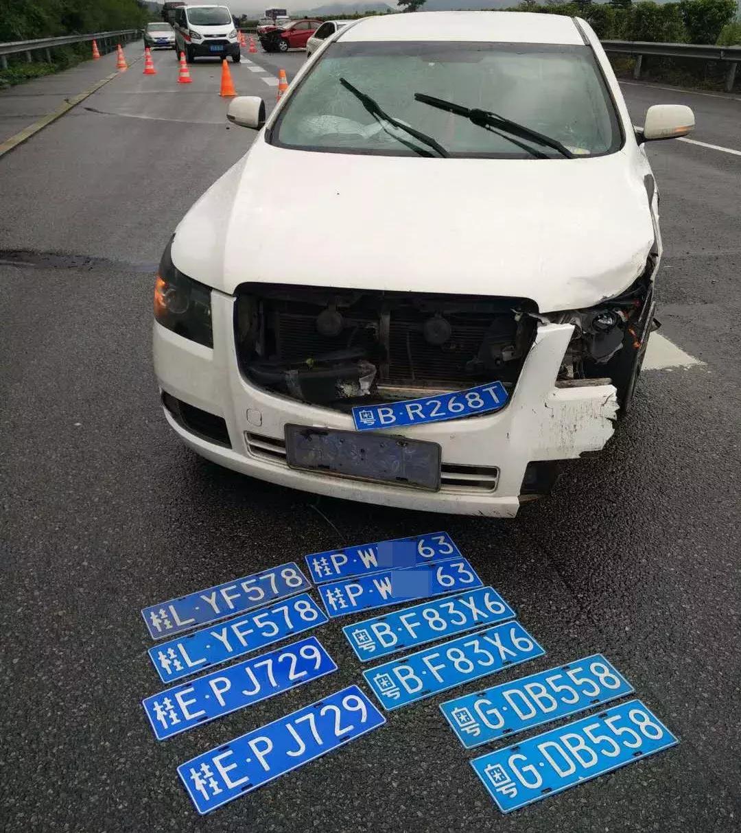 吉利汽车撞上豪车当场撞人,高速逆行吉利被撞翻后续