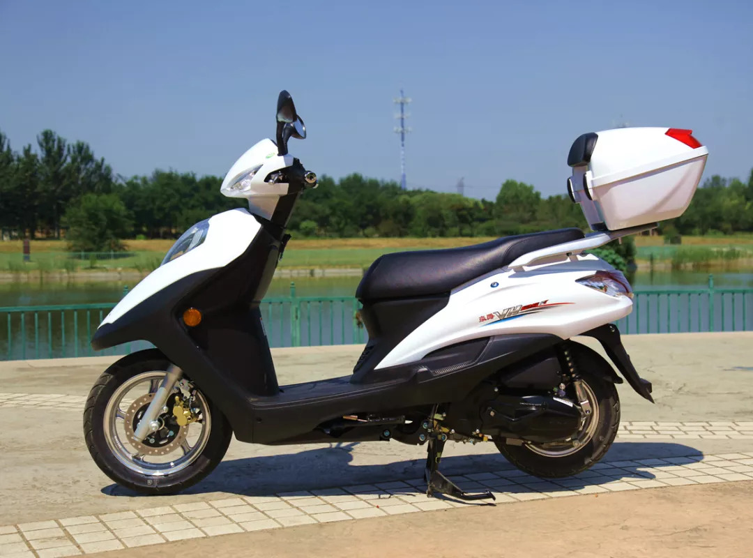 豪爵vh125s珍珠白,豪爵vh125性能怎样