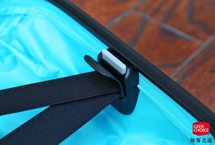 指纹解锁旅行箱,自动旅行箱指纹解锁