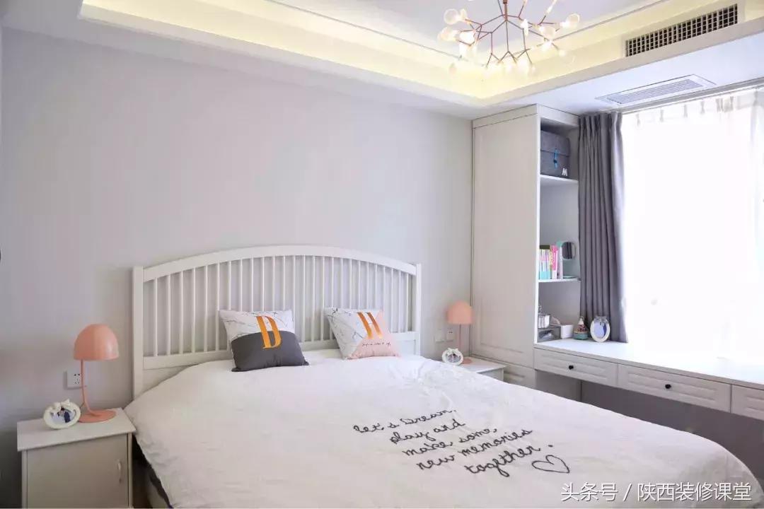 三个卧室的衣柜定制多少钱,卧室衣柜成品好还是定制的好