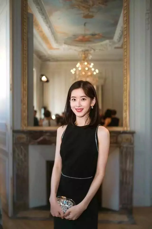 如何评价章泽天的,章泽天到底有多清醒