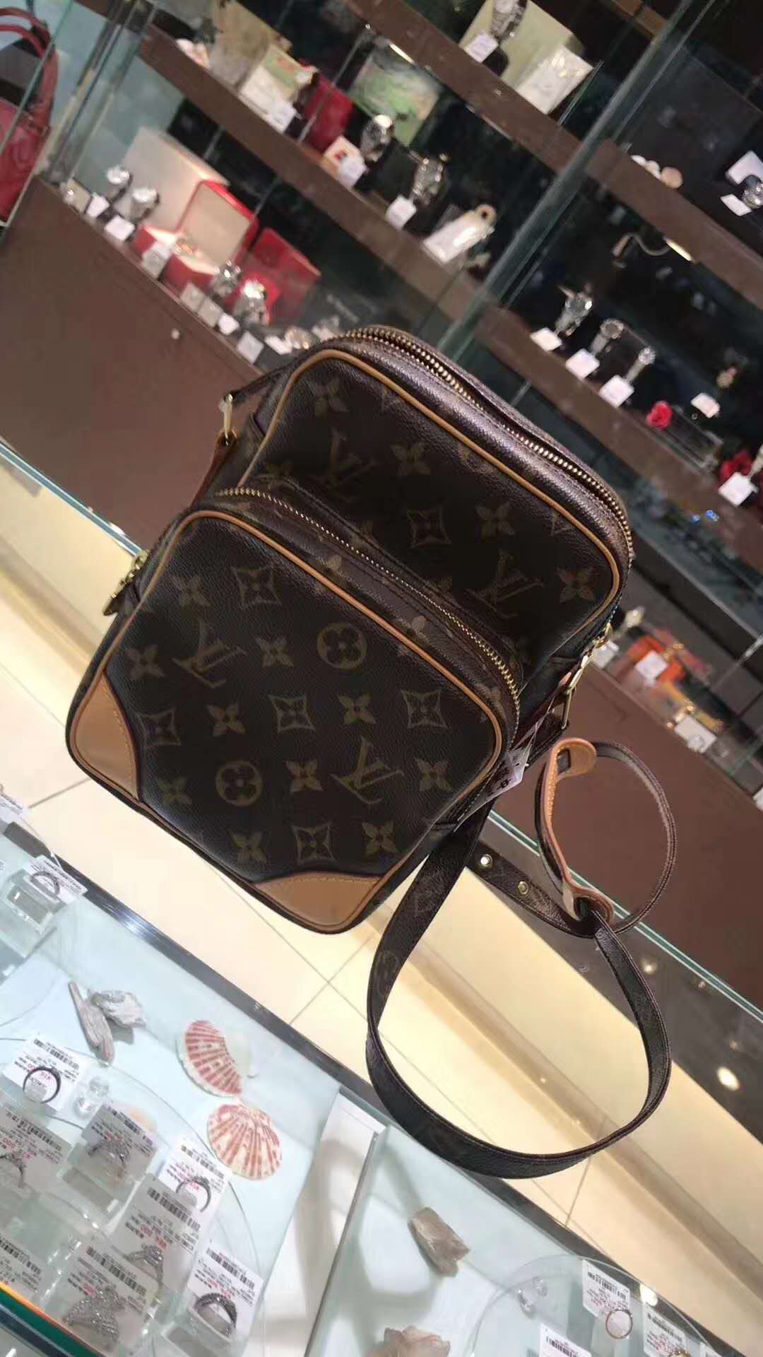 日本vintage中古探店,lv包包必买真实上身图