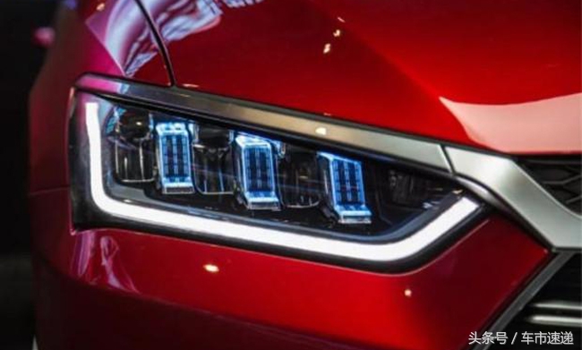 十代红色思域与蓝色,型格vs10代思域