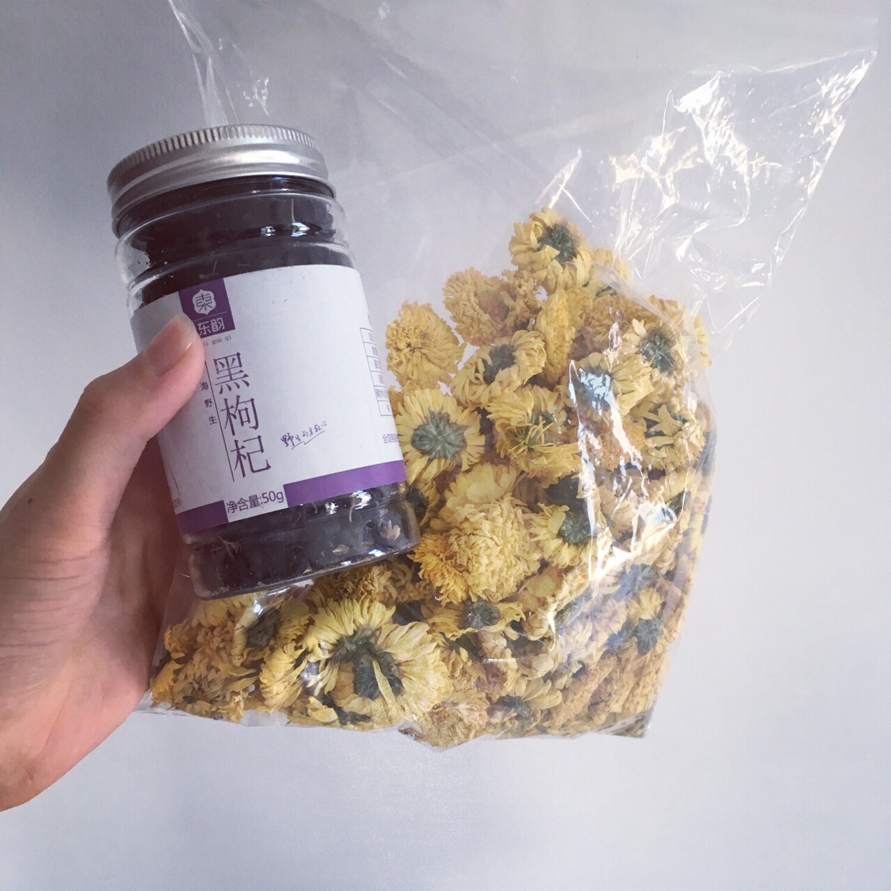 干眼症最简单视疲劳的自愈方法,眼部疲劳干眼症用什么眼药水最好