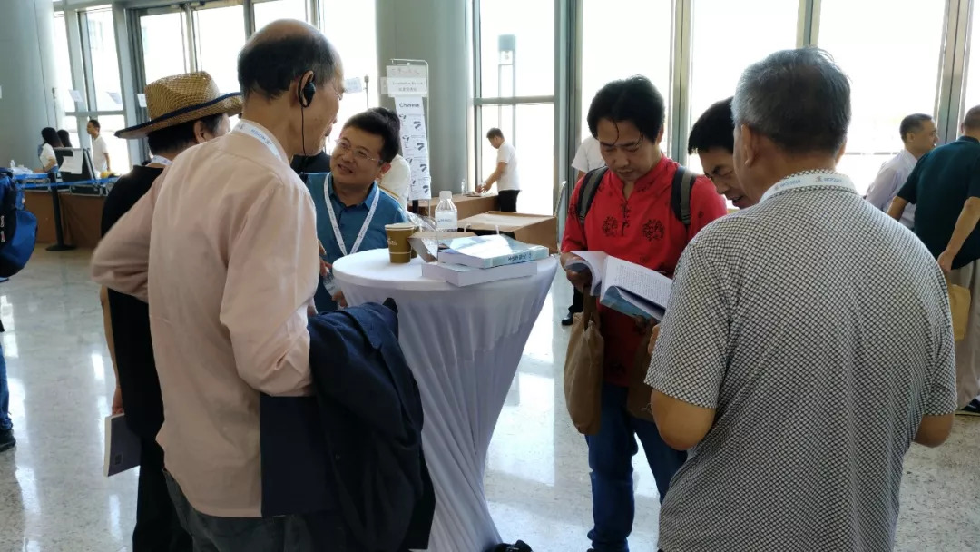 “民哲”们的世界