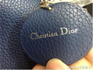 新时代动态-乐荟盒子奢侈品鉴定师Jerry-教你快速辨别BVLGARI真假