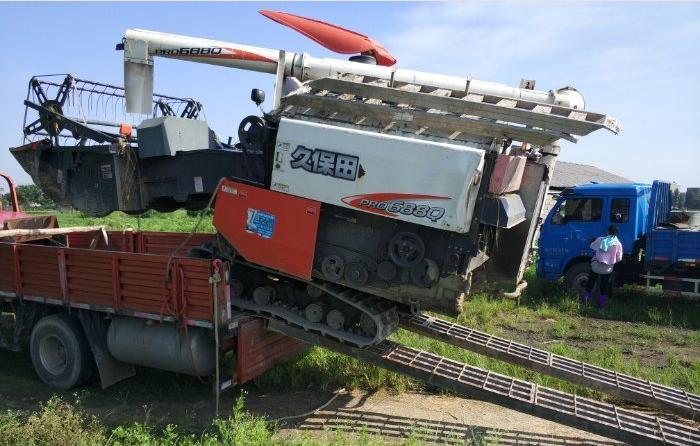 特殊的卡车人！向奋战在一线的收割机大军致敬