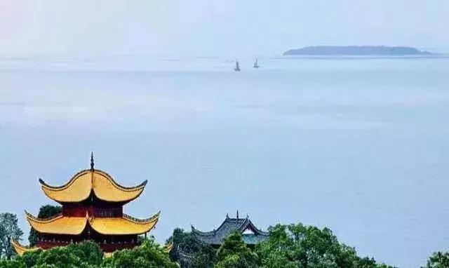 中华大地，每一寸河山，都饱含着文人骚客们的诗情画意