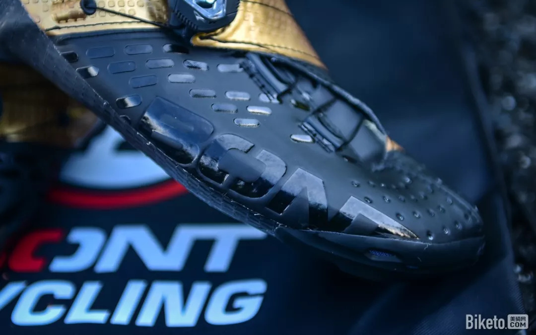 编辑的自购自评BontHelix公路锁鞋