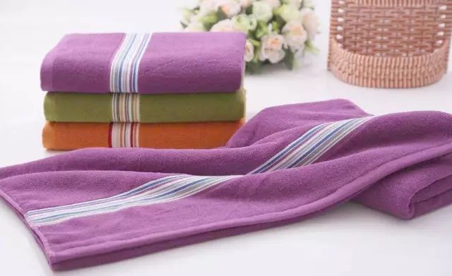 如何在潮湿的季节让鞋子快速干,阴天怎样让鞋子快速风干的小妙招