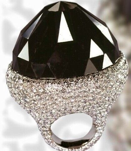 世界最出名的彩钻,世界十大彩钻