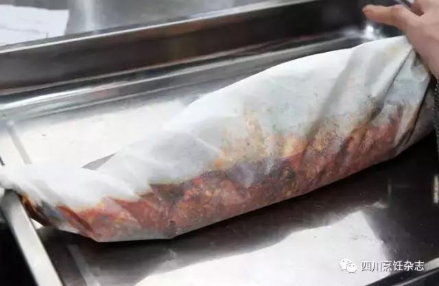 家常无骨烤鱼的做法,特色烤鱼制作短视频