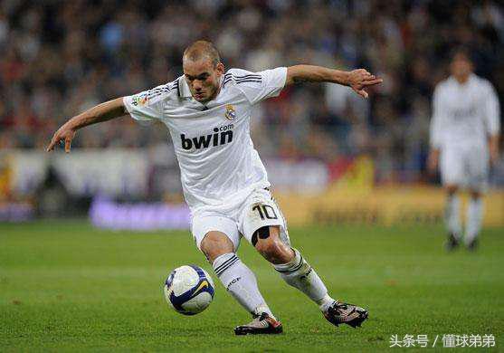 荷兰三剑客放到当今足坛会如何,巨星退出五大联赛