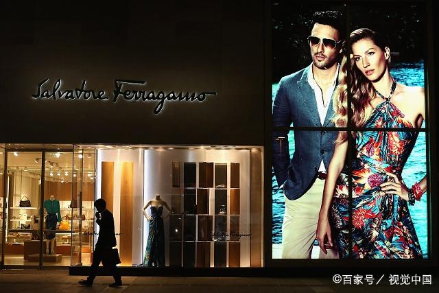 奢侈品怎么解释,为什么买奢侈品喜欢在门店买