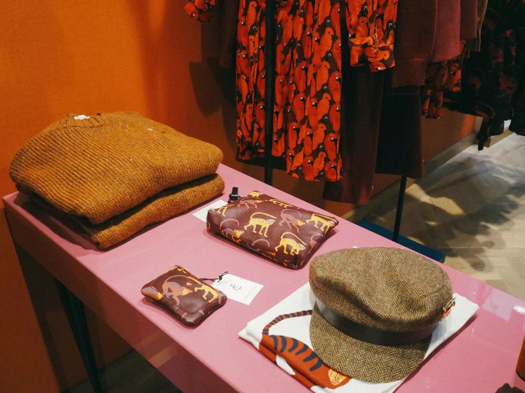 荷兰旅游购物推荐,逛荷兰奢侈品折扣店