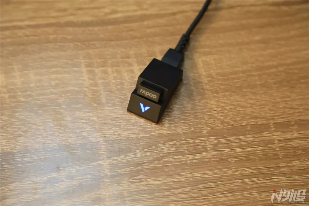 雷柏vt960双模鼠标评测,雷柏鼠标vt950滚轮有问题