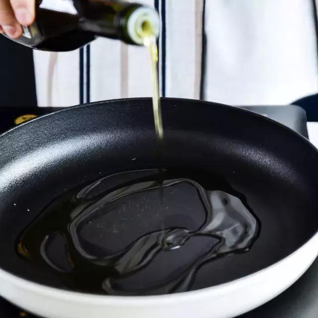 泰国冬阴功汤正宗做法,泰国冬阴功汤做法视频