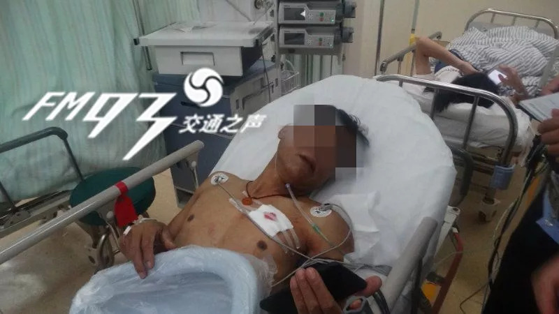 “把心给我，才能复合！”29岁女子将刀插进46岁前男友胸口！