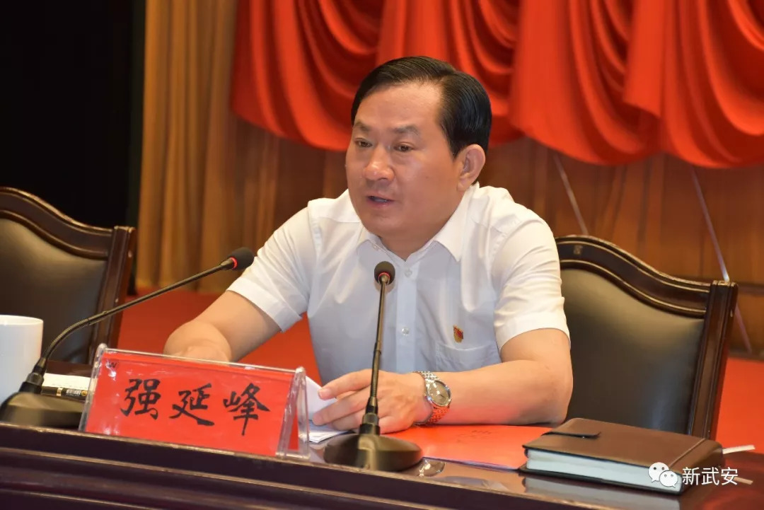 全国第37个教师节表彰,各地教师节获奖优秀教师