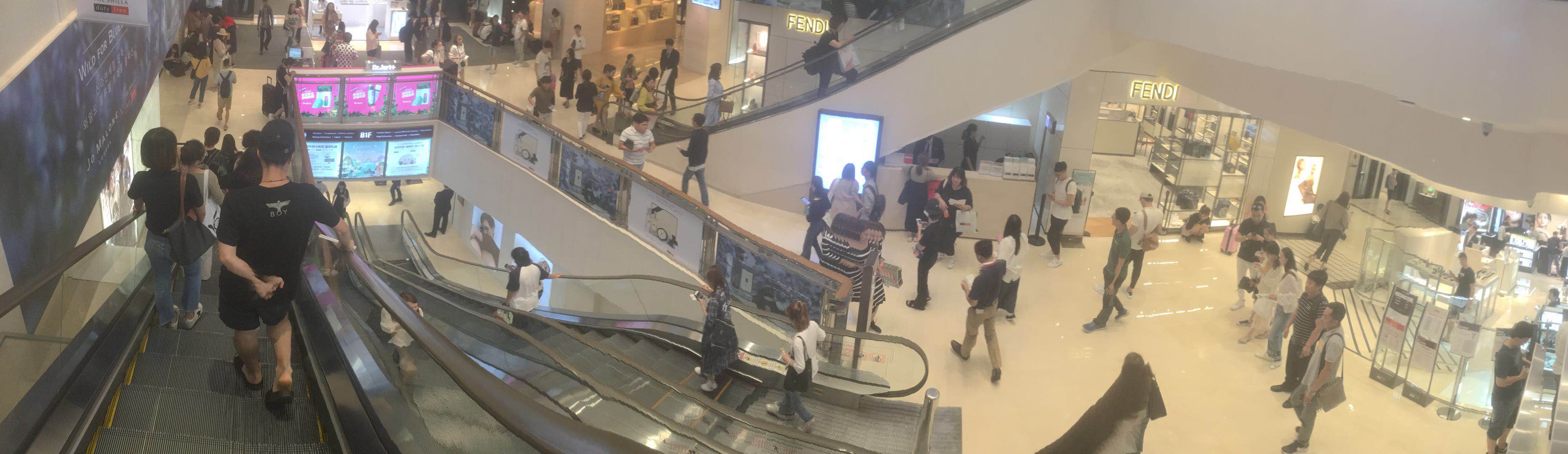 所谓的代购真的是去韩国购物吗,韩国代购免税店是真货吗