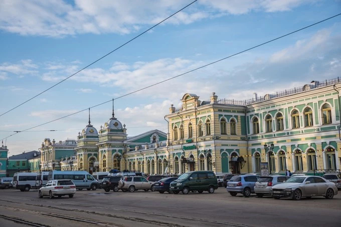我们异地了24年，在你88岁时去莫斯科娶你——今夕传媒旅行家出品