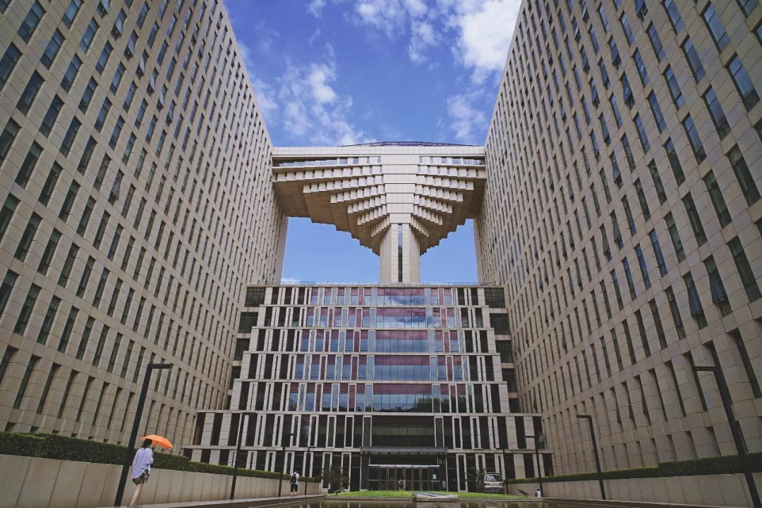 北航和农大,北航的八大学院