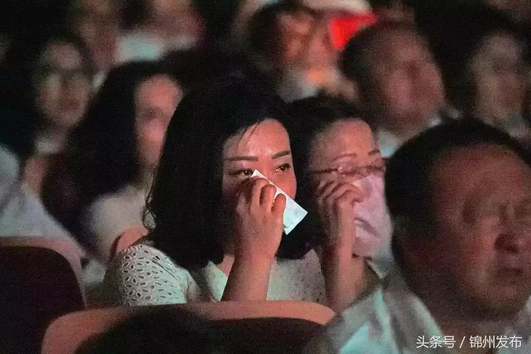 感动越秀最美教师颁奖,致敬感动广州的最美教师颁奖仪式