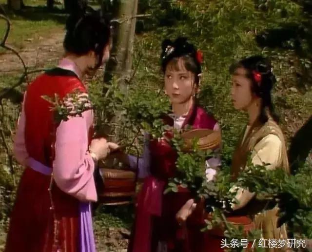 贾府权力中心的核心人物,贾府的权力格局