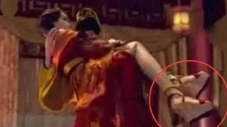 十大催人泪下的穿帮镜头,有哪些让你哭笑不得的穿帮镜头