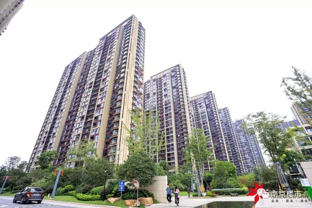 南京银城精装修房怎么样,南京银城的房子能买吗