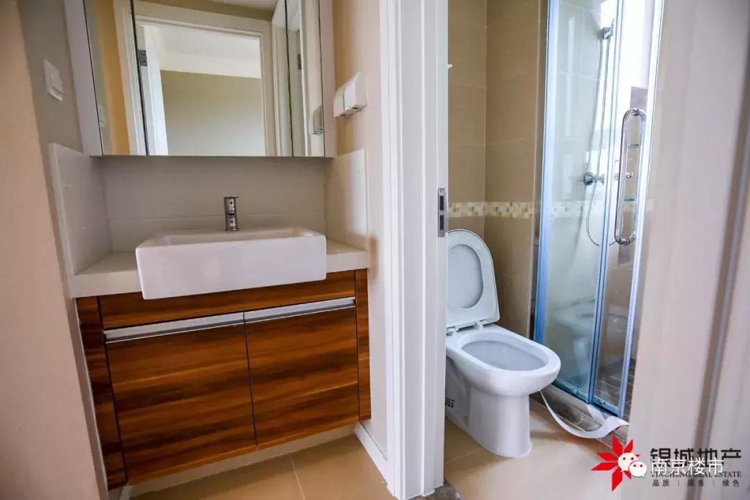 南京银城精装修房怎么样,南京银城的房子能买吗